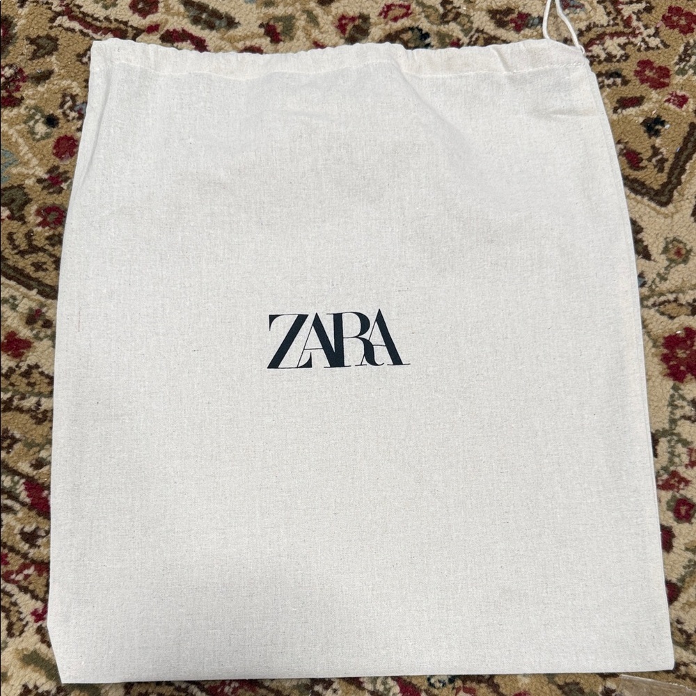 Zara cream Dasty Bag - Picture 1 of 2
